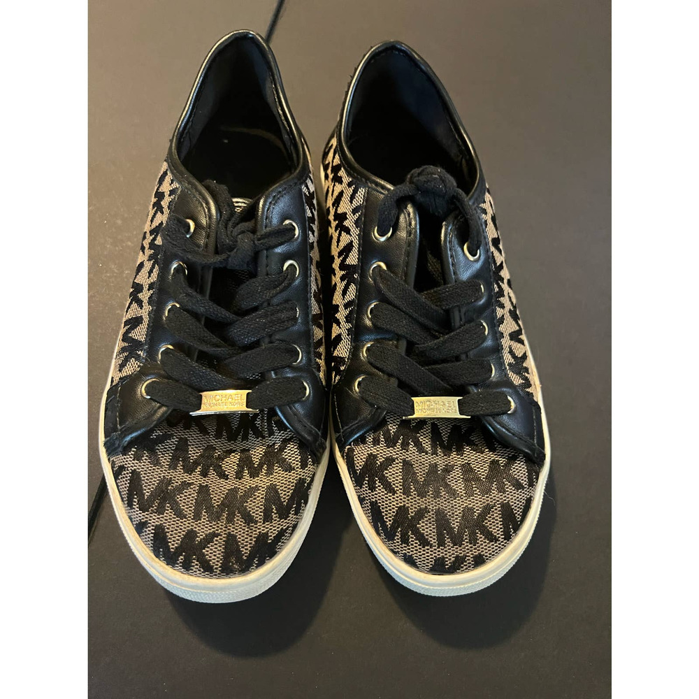Michael Kors Sneakers women's size 5